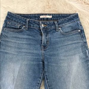 Levi’s 711 skinny jeans